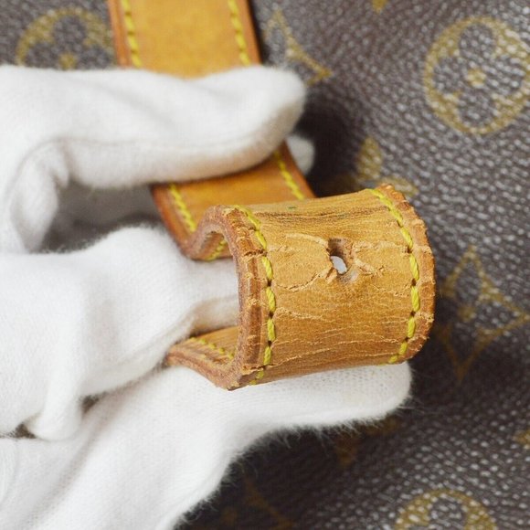 Authenticity Guaranteed LOUIS VUITTON SHOULDER BAG - Picture 5 of 7